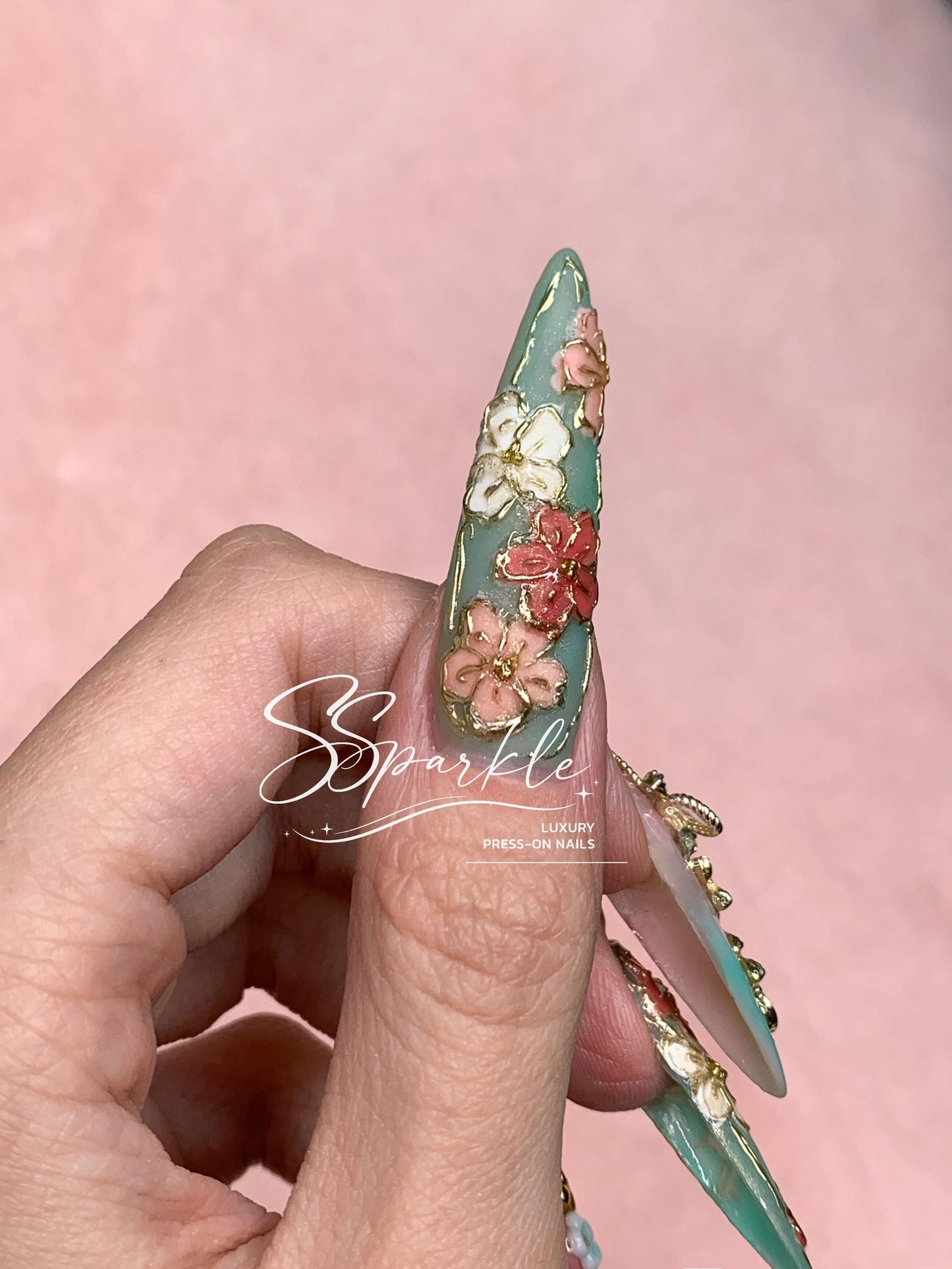 Yuzen Blossom Press-on Nails