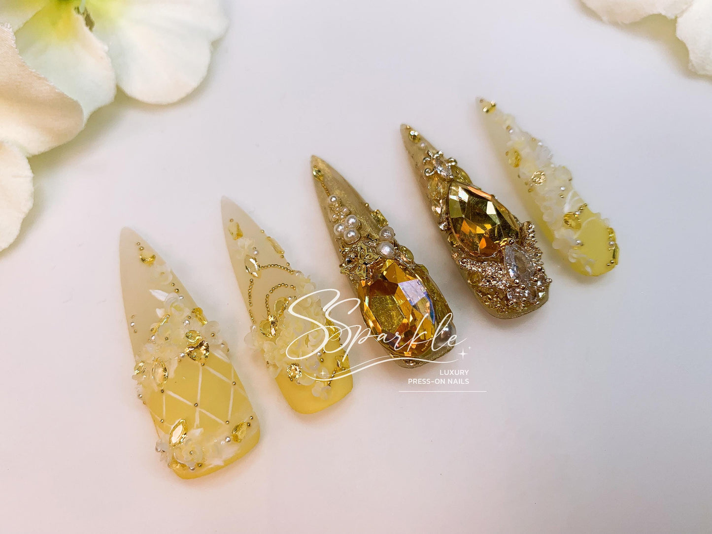 Time Woven Into Gold | Aglaea Honkai:Star Rail Inspired Nail Art