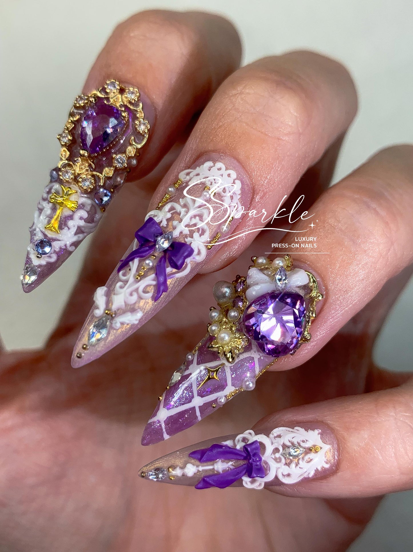 Baroque Serenade Press-on Nails
