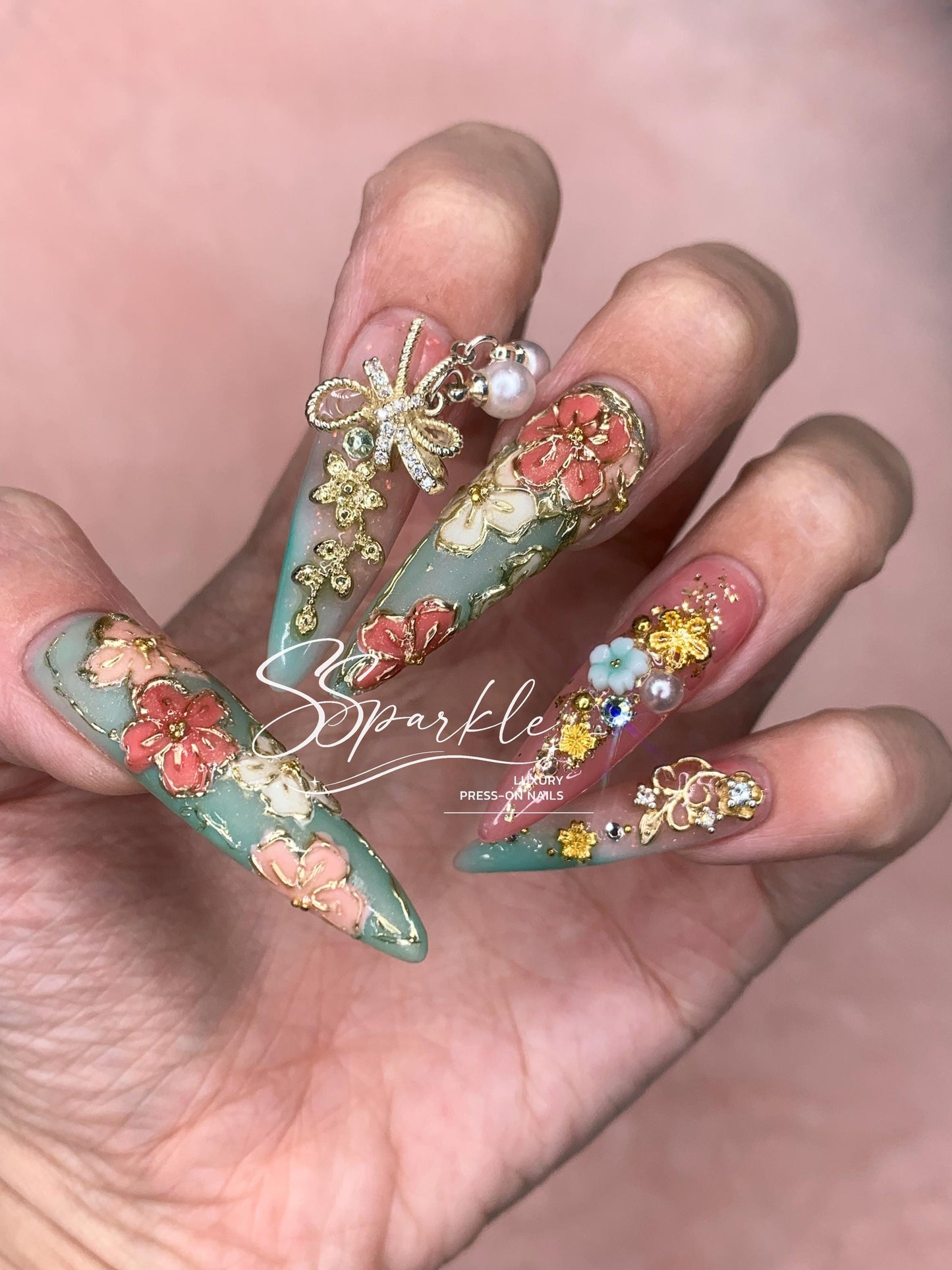 Yuzen Blossom Press-on Nails