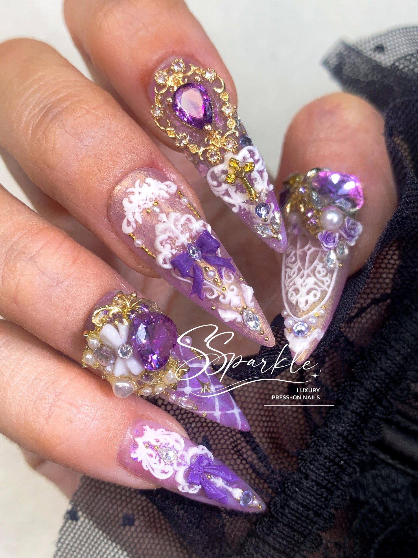 Baroque Serenade Press-on Nails