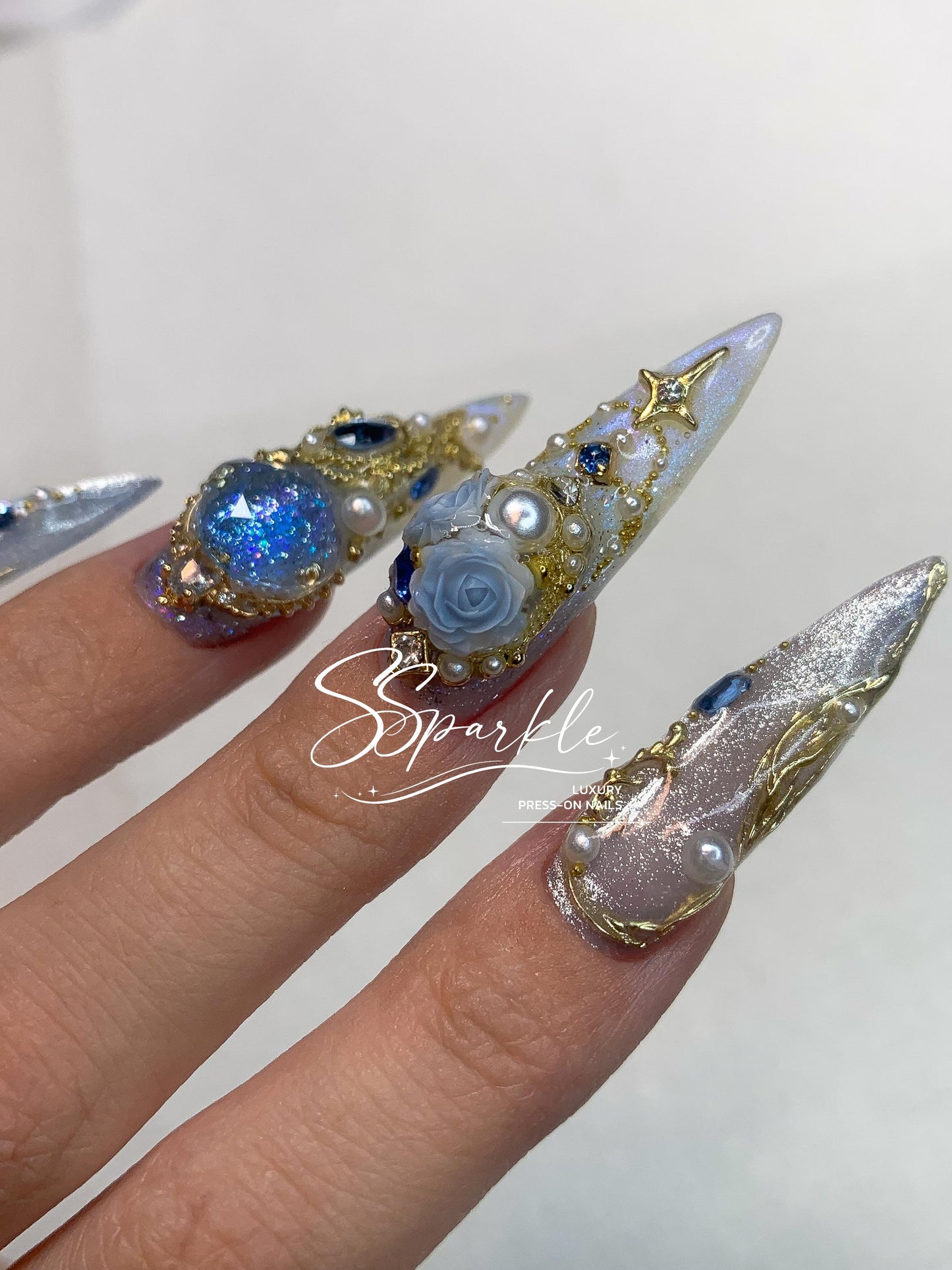 Midnight Rendezvous Press-on Nails