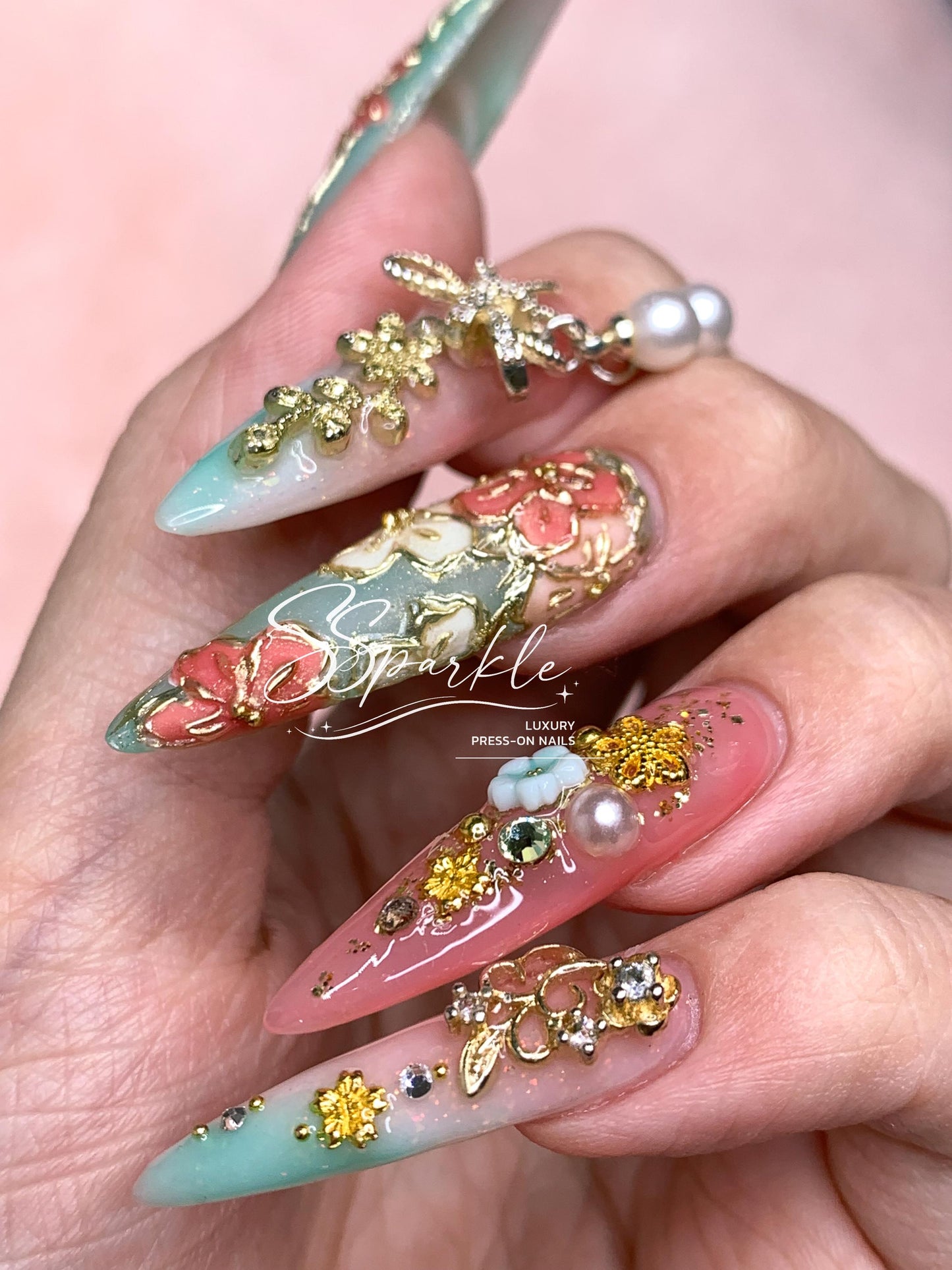 Yuzen Blossom Press-on Nails