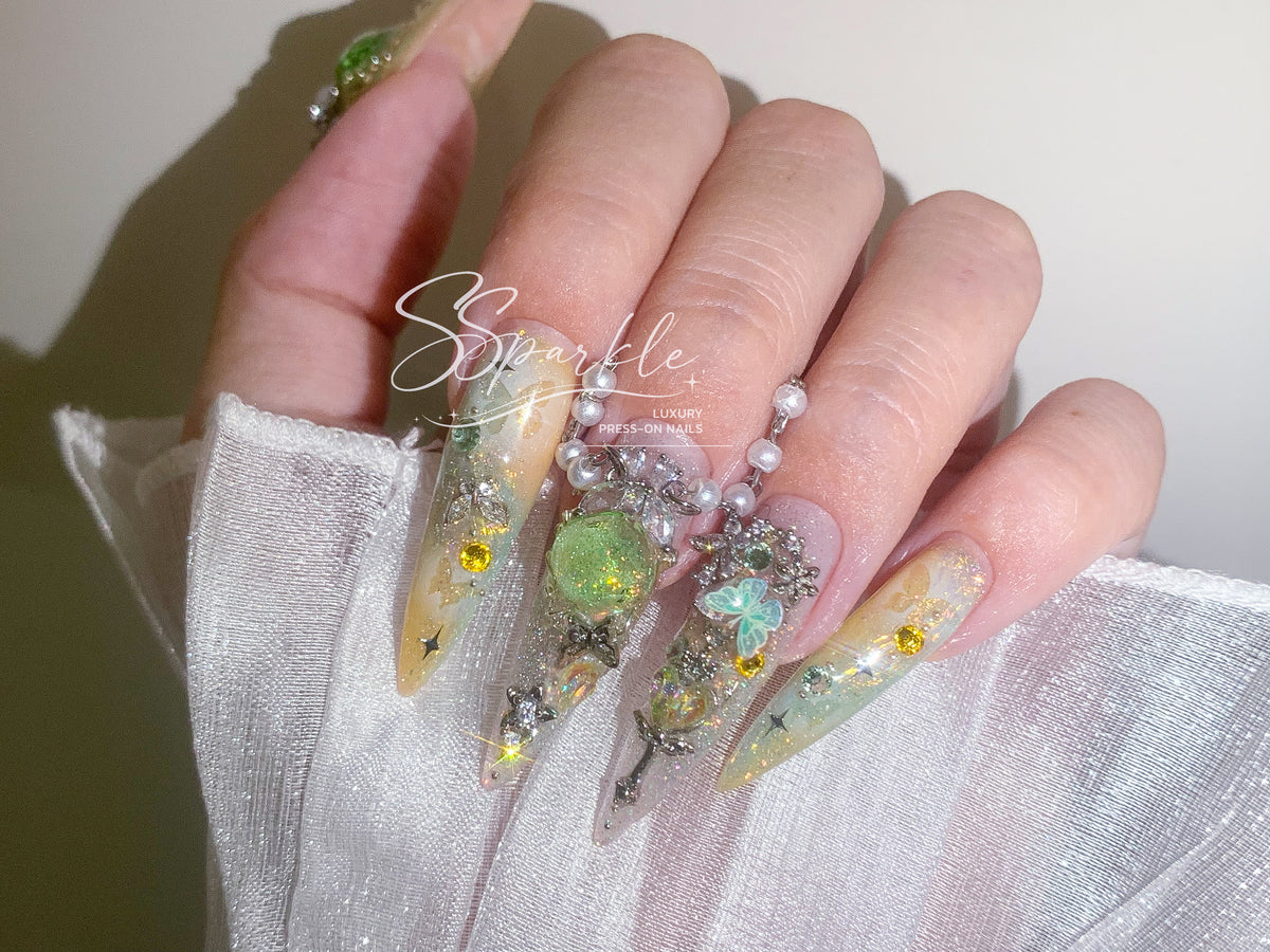 Firefly Flutter Press-on Nails