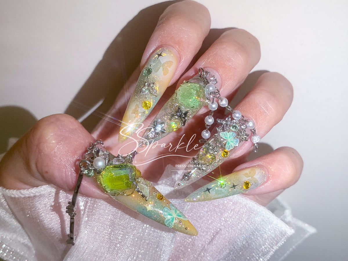 Firefly Flutter Press-on Nails
