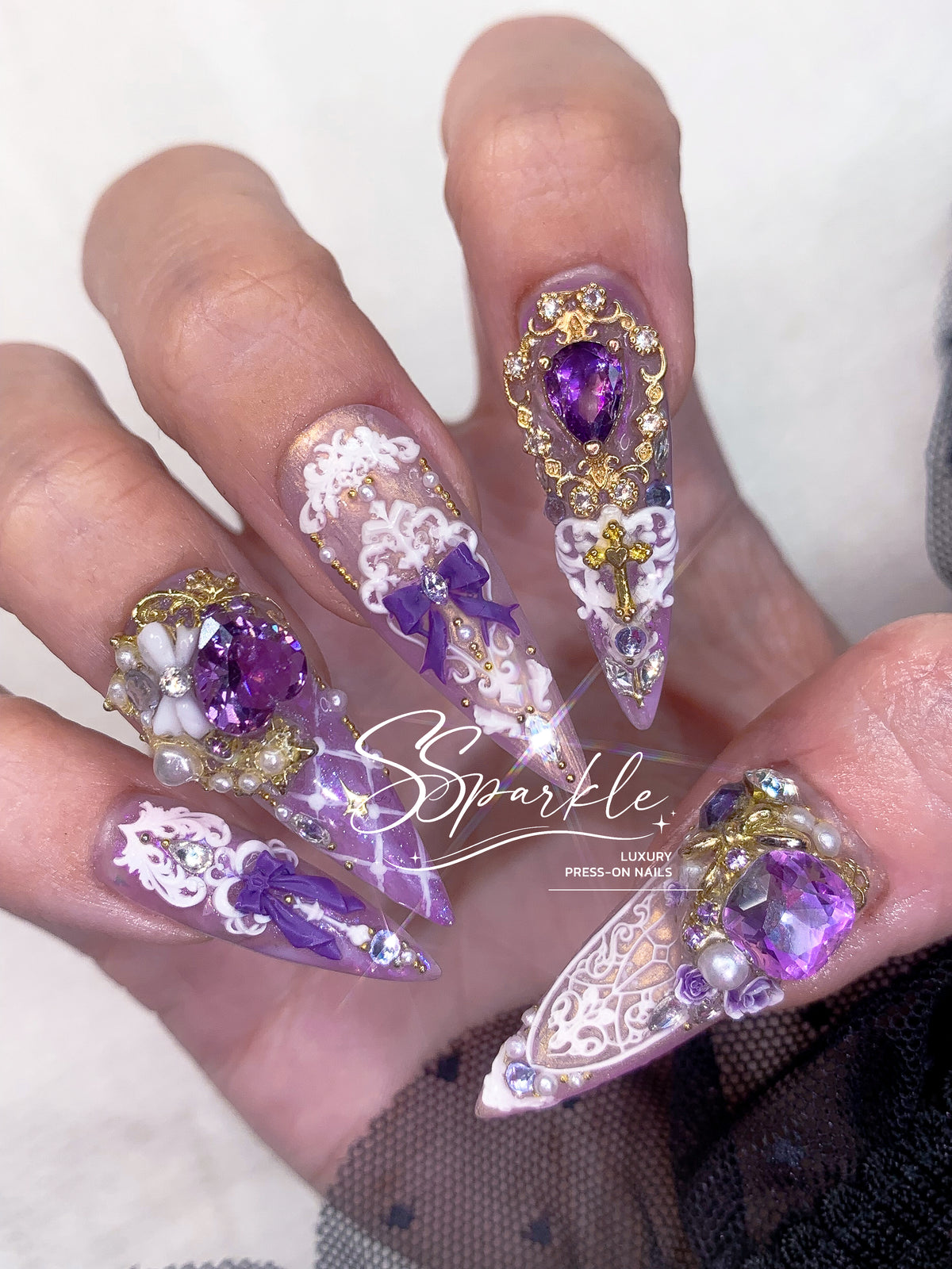 Baroque Serenade Press-on Nails