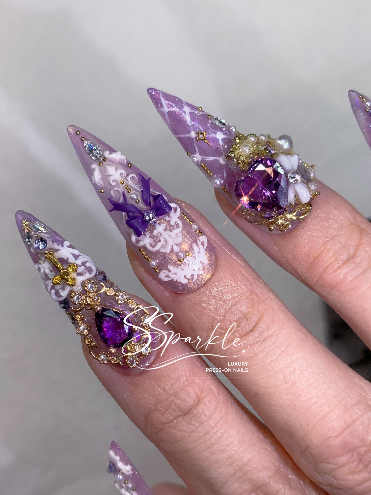 Baroque Serenade Press-on Nails