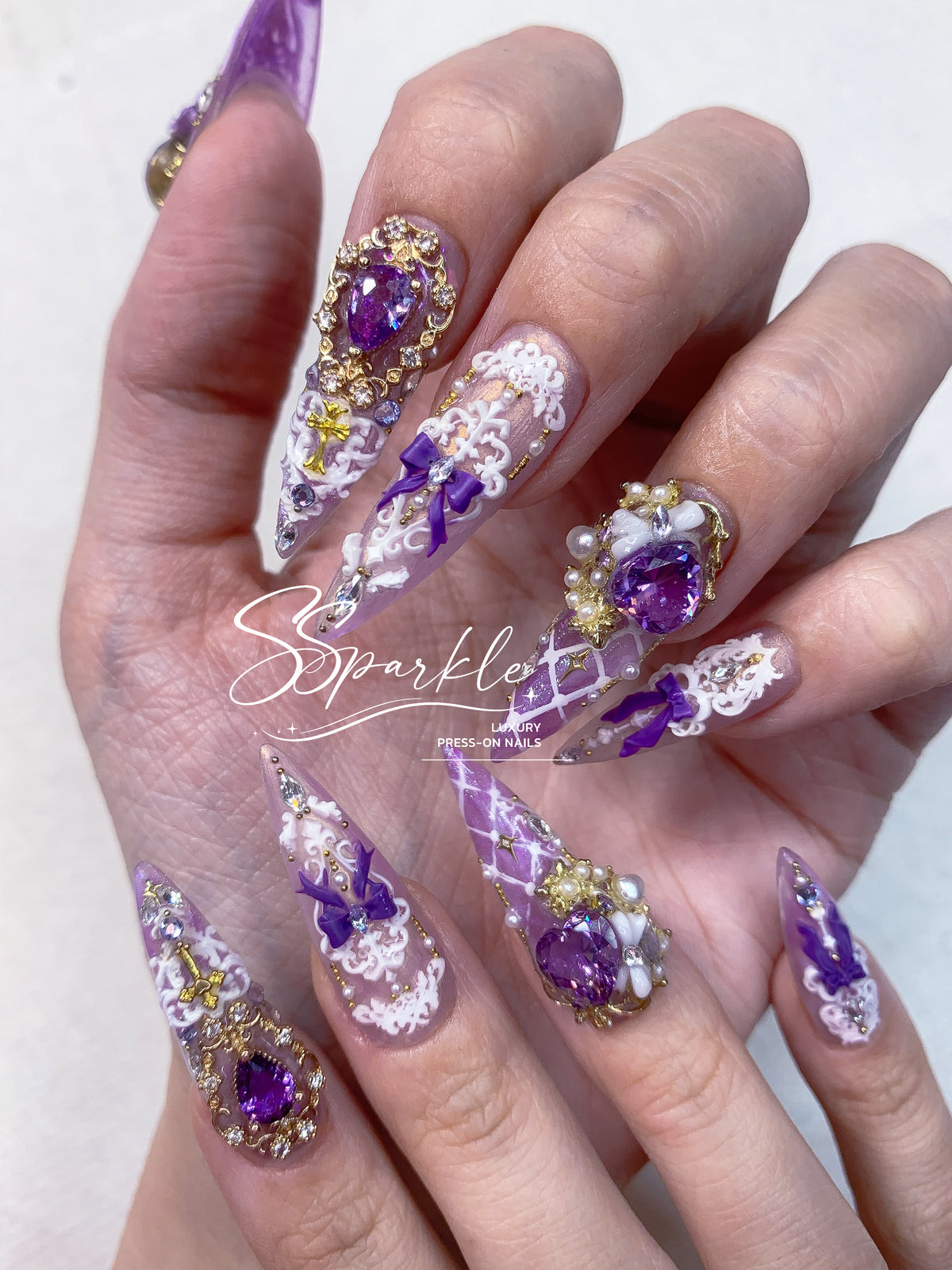 Baroque Serenade Press-on Nails