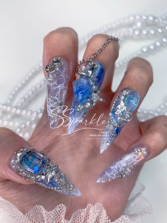 Royal Tides Press-on Nails