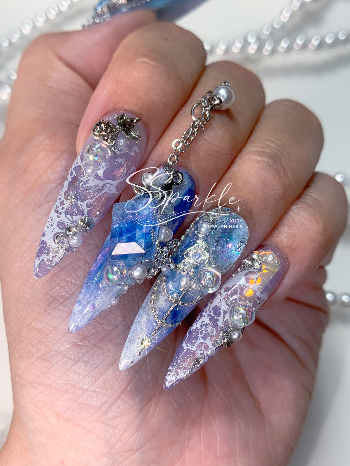 Royal Tides Press-on Nails