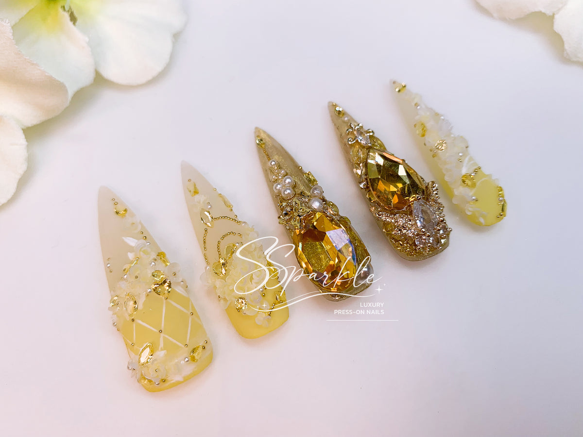 Time Woven Into Gold | Aglaea Honkai:Star Rail Inspired Nail Art