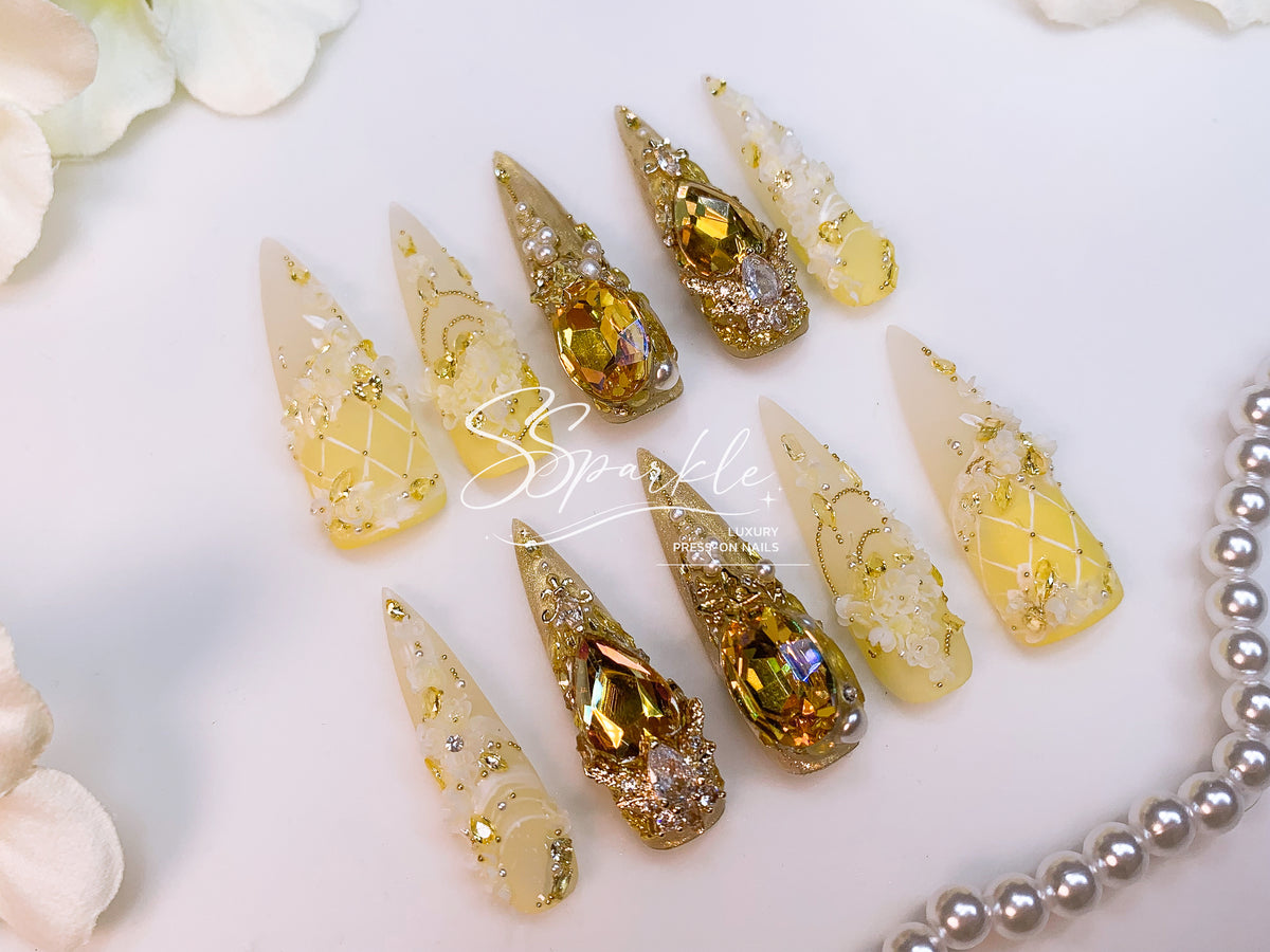 Time Woven Into Gold | Aglaea Honkai:Star Rail Inspired Nail Art