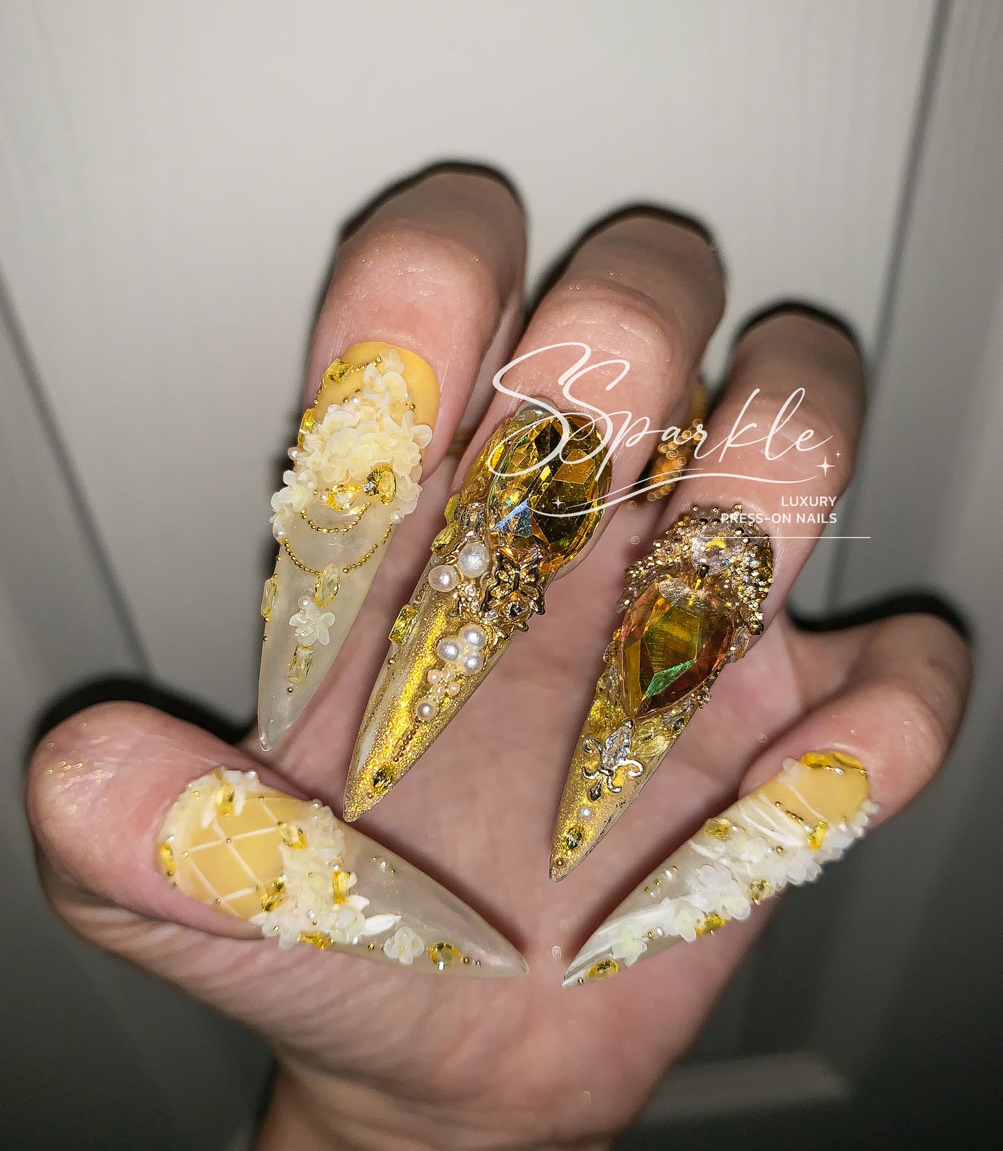 Time Woven Into Gold | Aglaea Honkai:Star Rail Inspired Nail Art