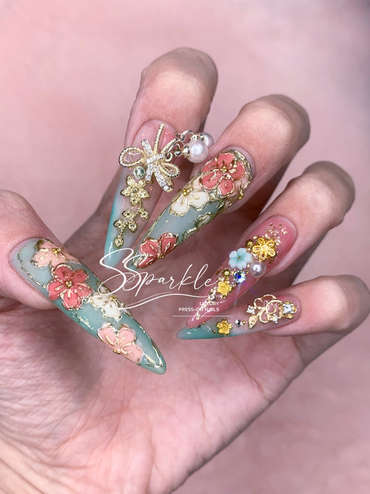 Yuzen Blossom Press-on Nails