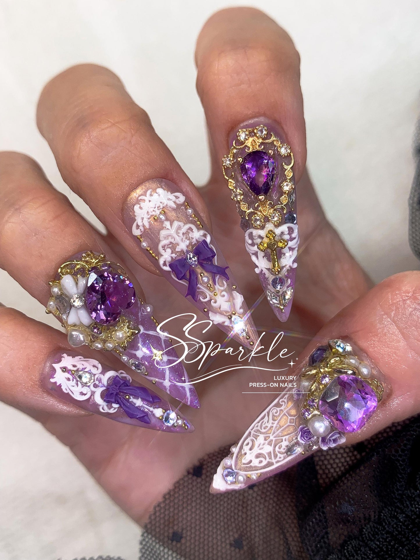 Baroque Serenade Press-on Nails