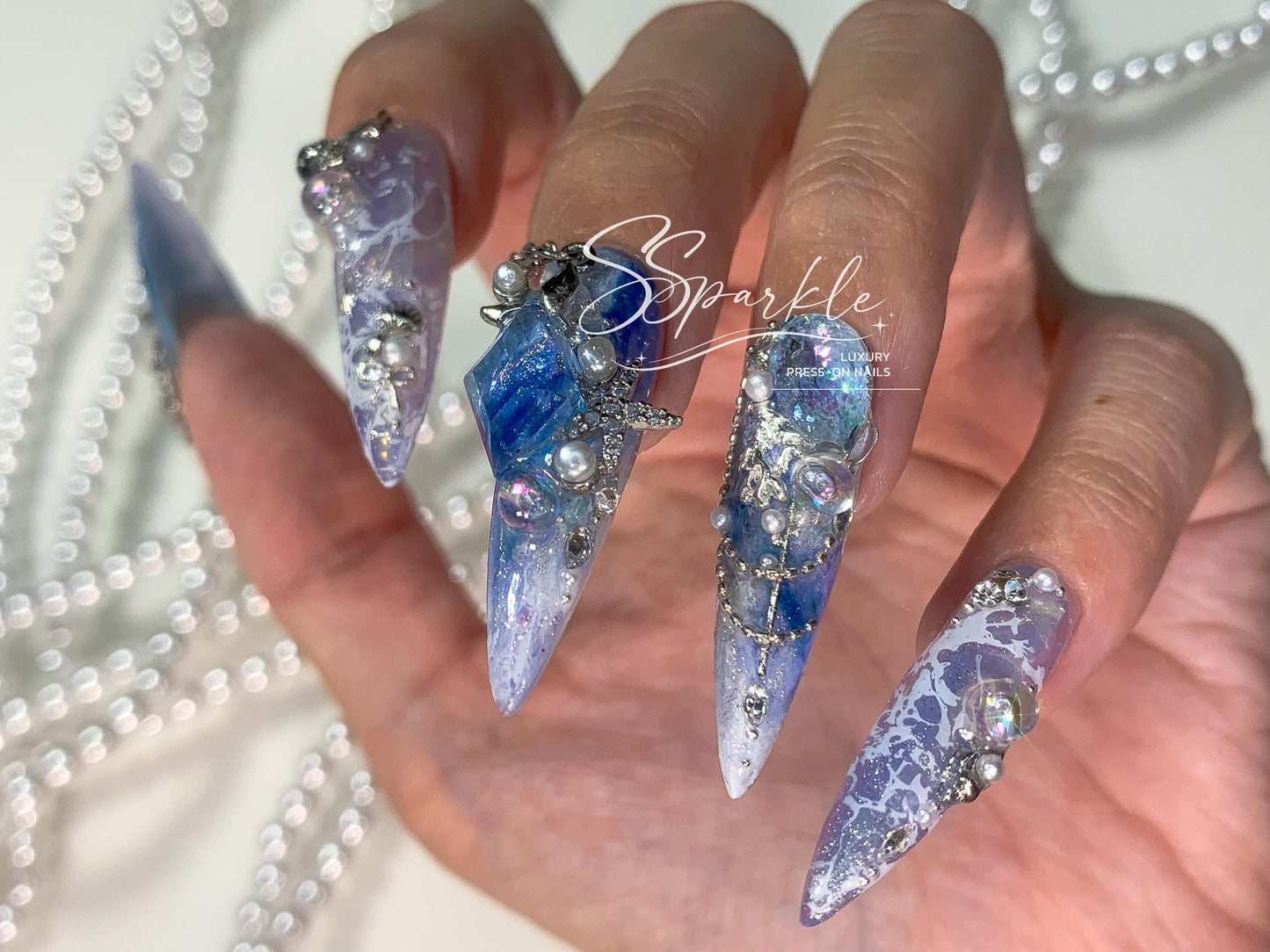 Royal Tides Press-on Nails