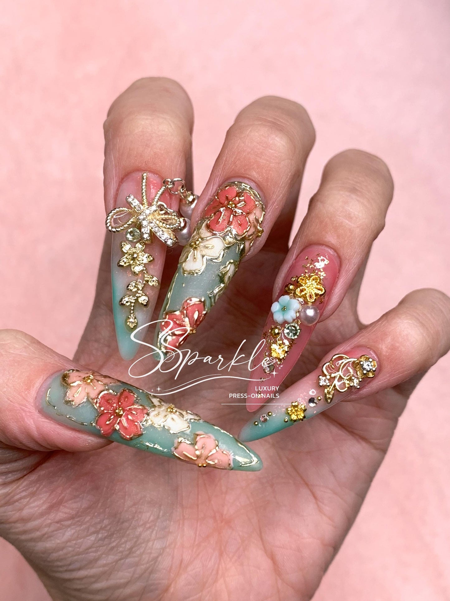 Yuzen Blossom Press-on Nails