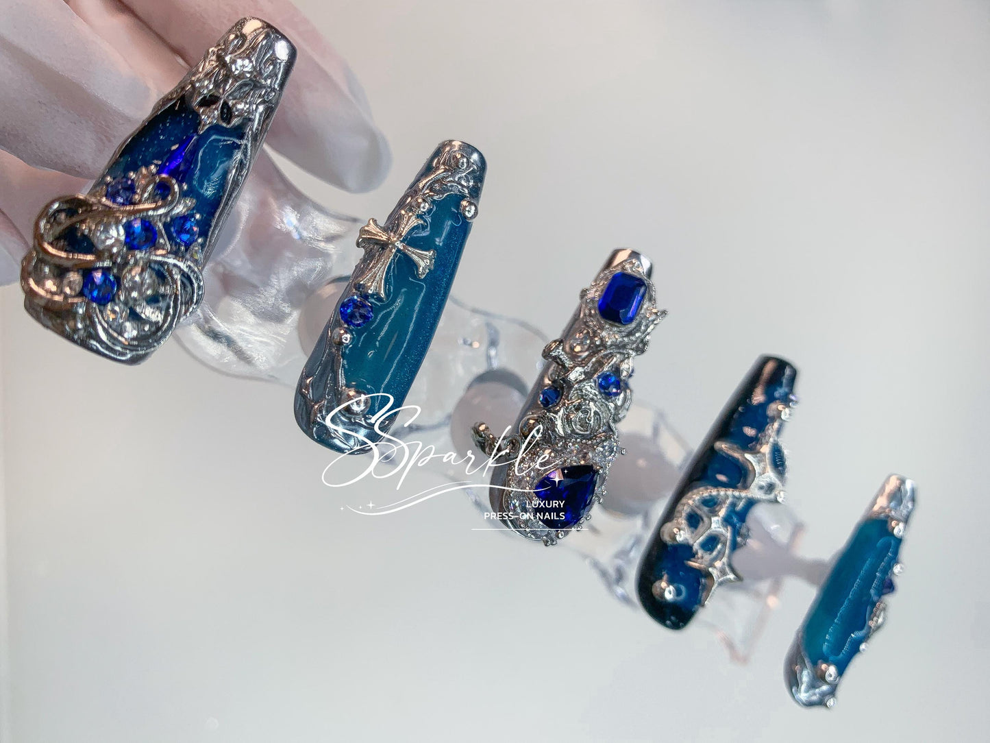 Azure Abyss Press-on Nails